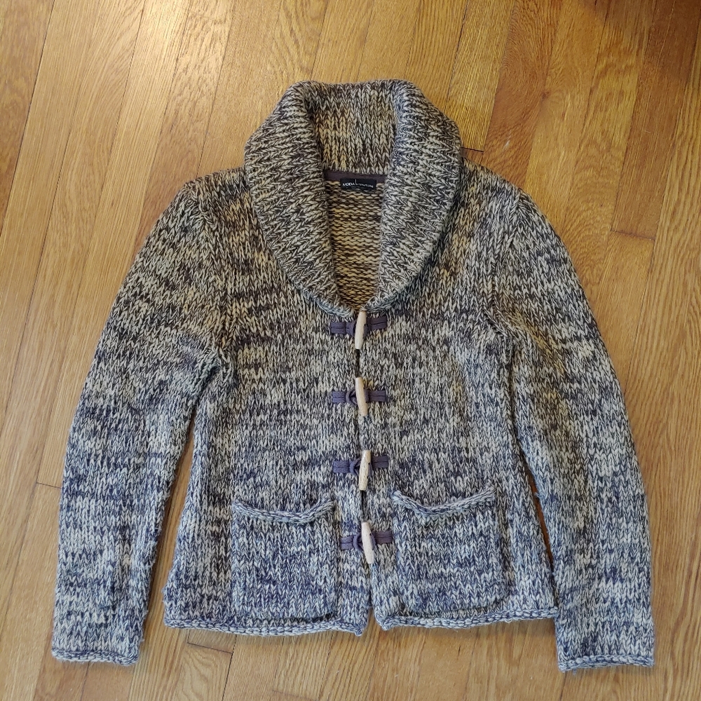 Moda Wool Toggle Sweater